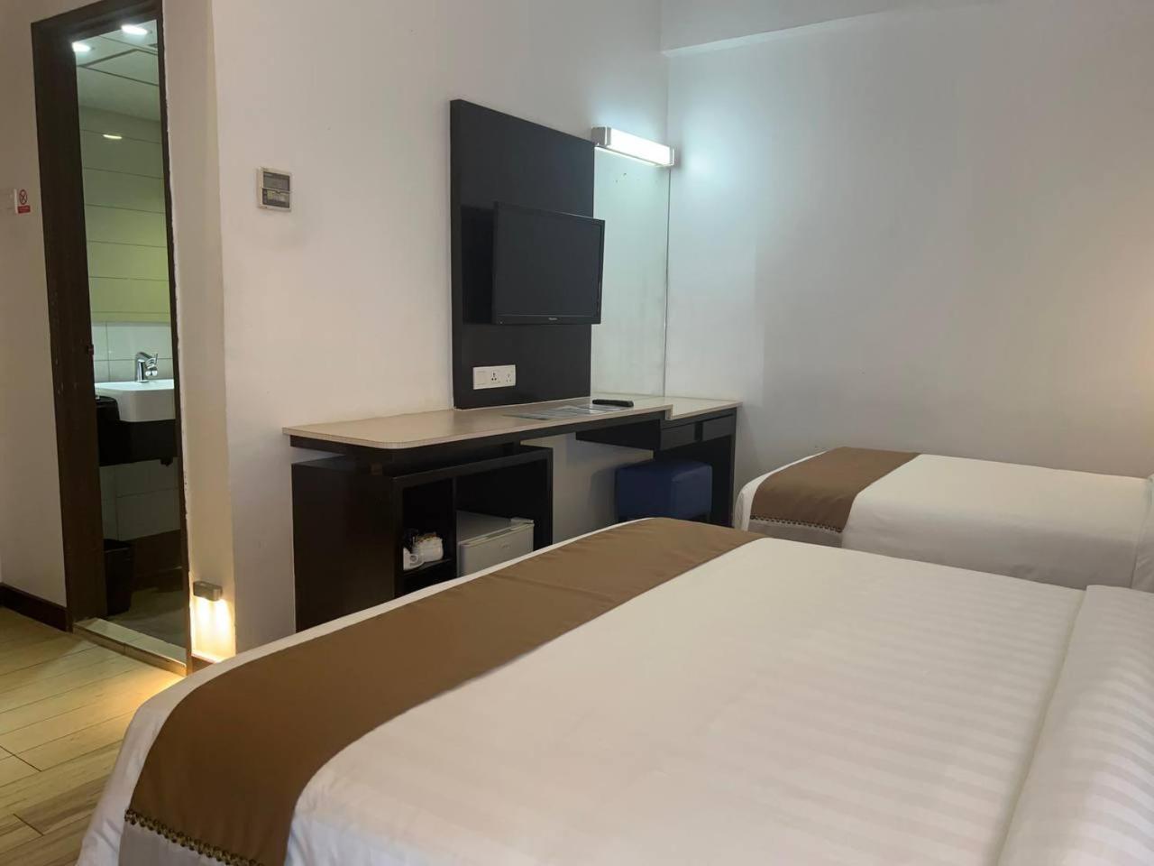 Hotel Dreamtel Kota Kinabalu Exterior foto