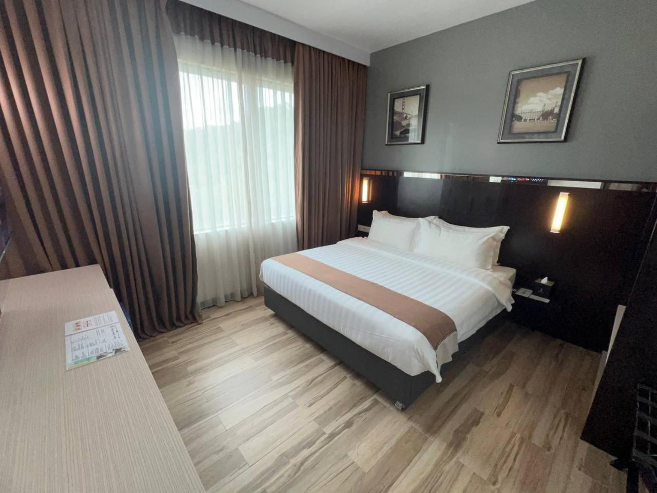 Hotel Dreamtel Kota Kinabalu Exterior foto